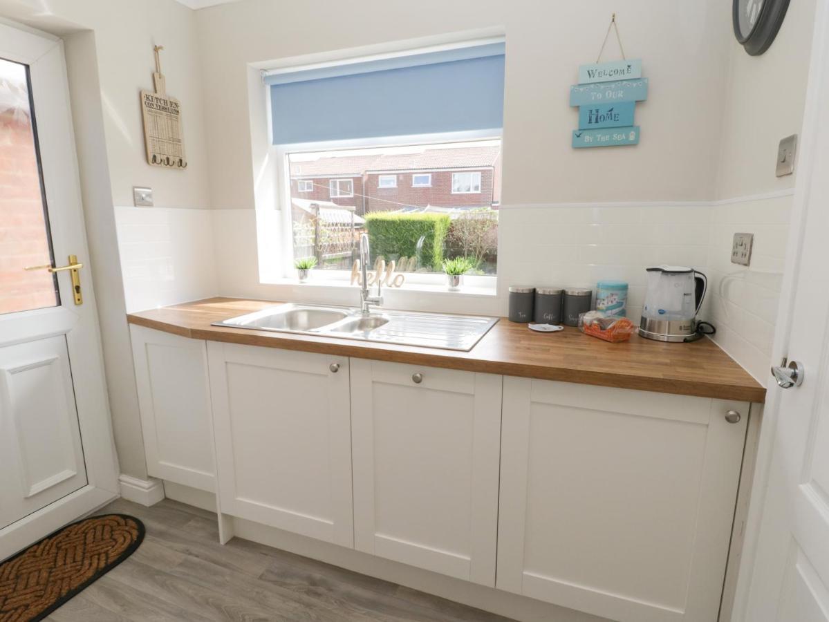 Rose Bungalow Whitby Eksteriør billede